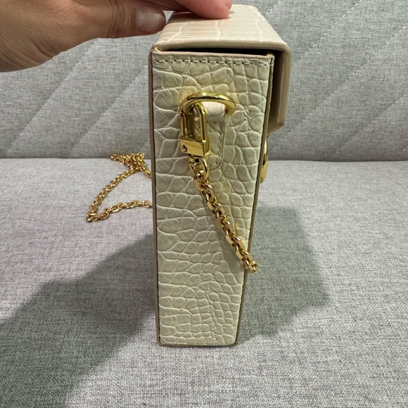 Lola gradient chain phone case - Picture 5 of 10